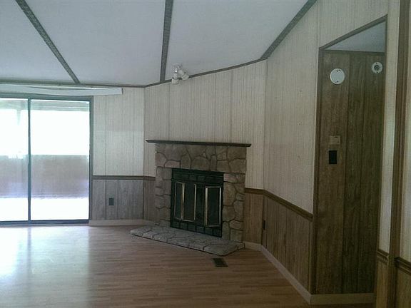 3rd image of 4731 Cottonwood Ln