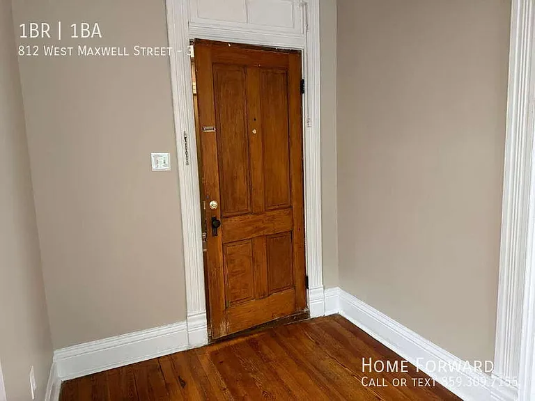 812 W Maxwell St #3 — Photo 8