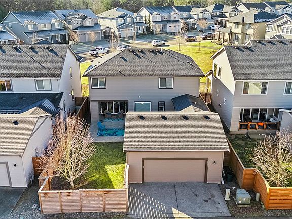 4th image of 13820 182nd Avenue Ct E