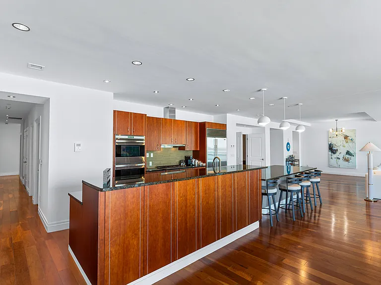 147 Waterfront St #402 — Photo 14