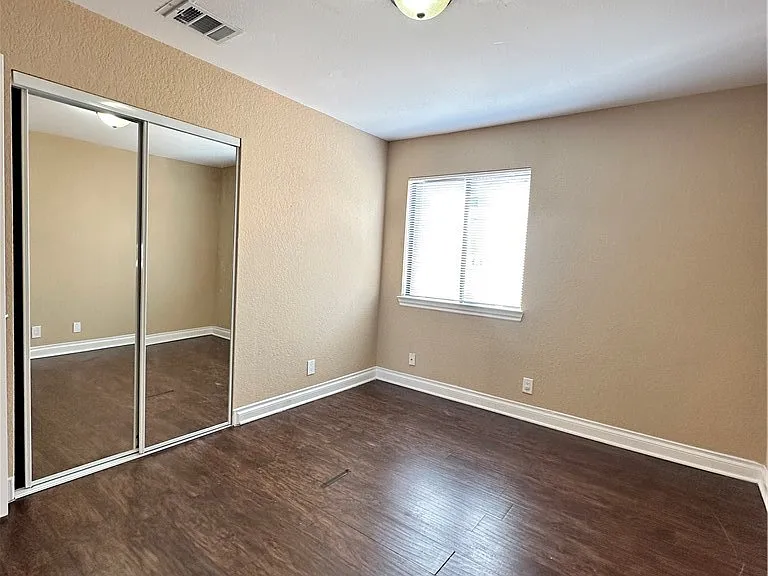 3910 Amy Marie Ct — Photo 16