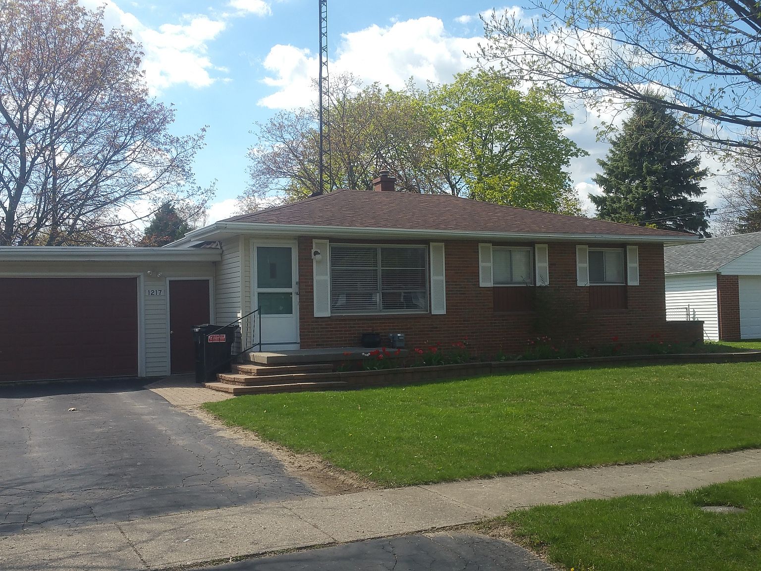 1217 Orchard St, Owosso, MI 48867 Zillow