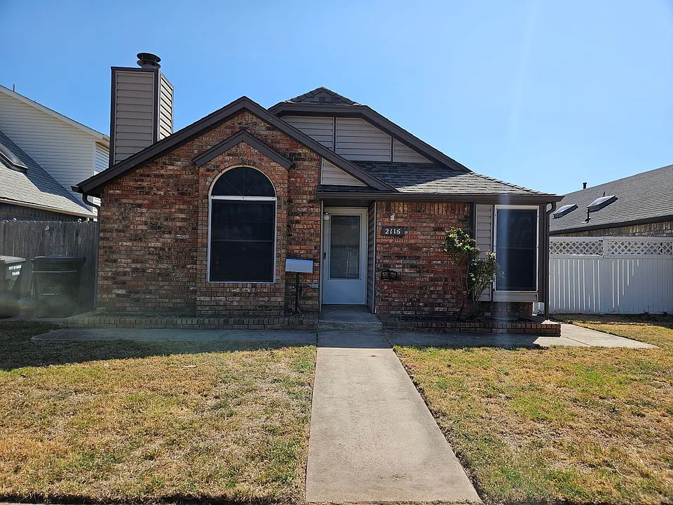 2116 Westmore Dr