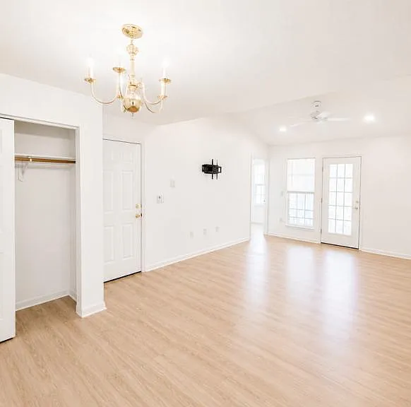 45512 Westmeath Way #B31 — Photo 2