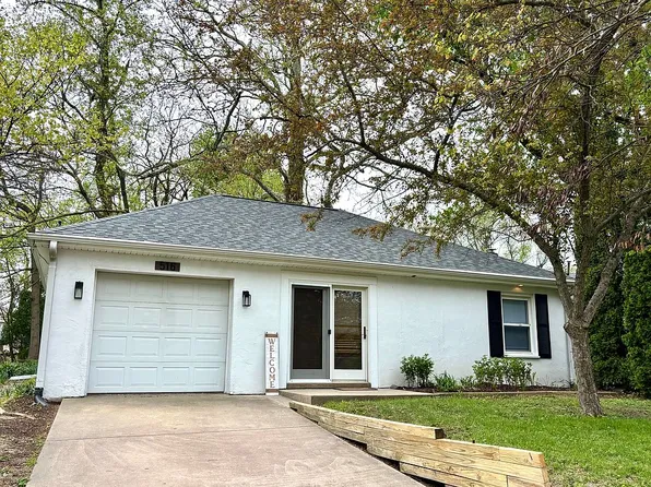 516 Carola St, Creve Coeur, IL 61610