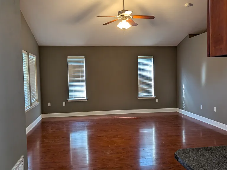 3353 Woodbriar Ln — Photo 12