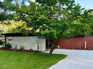 2520 W Weatherly Dr, Springfield, MO 65807