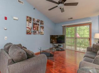 1917 Deerhaven Ln NE APT 19, Rochester, MN 55906