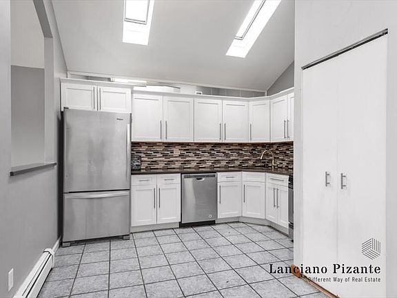 3rd image of 15119 78th St