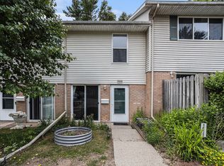 3539 Kenbrooke Ct, Kalamazoo, MI 49006