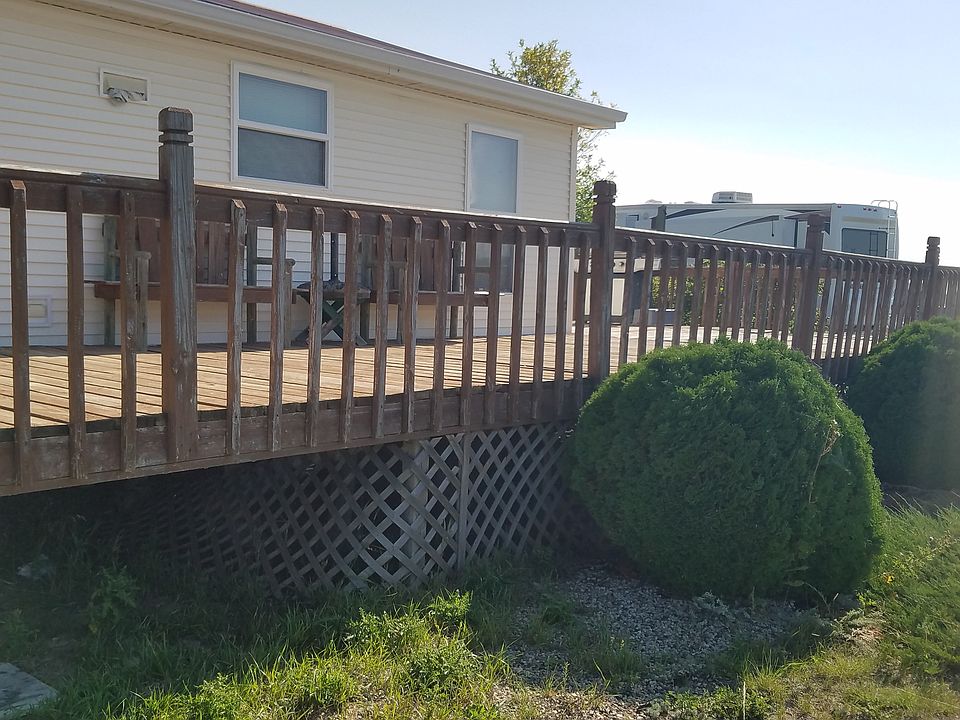 1 Front Of Home Facing Water