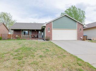 1926 N Stoney Point St, Wichita, KS 67212