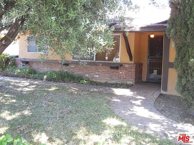 2nd image of 2978 Waco Ave