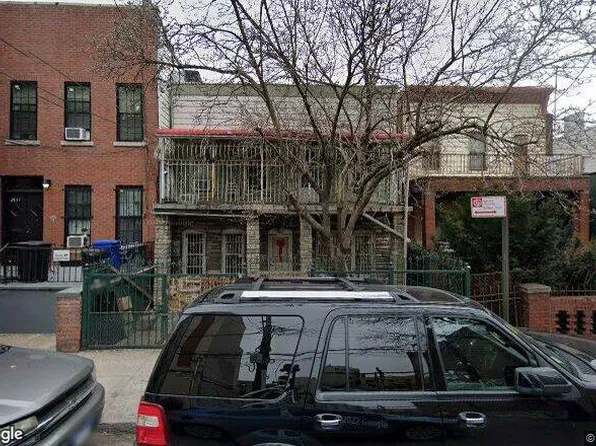 2413 Cambreleng Ave, Bronx, NY 10458