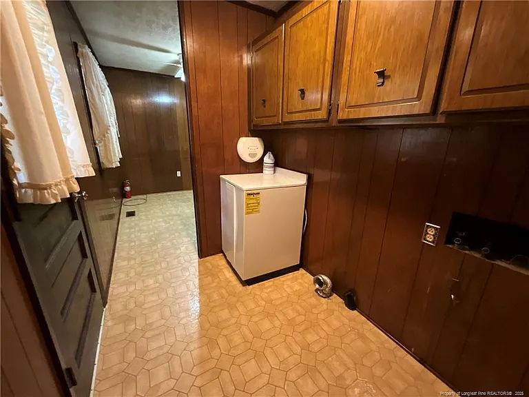 2235 Memory St — Photo 11