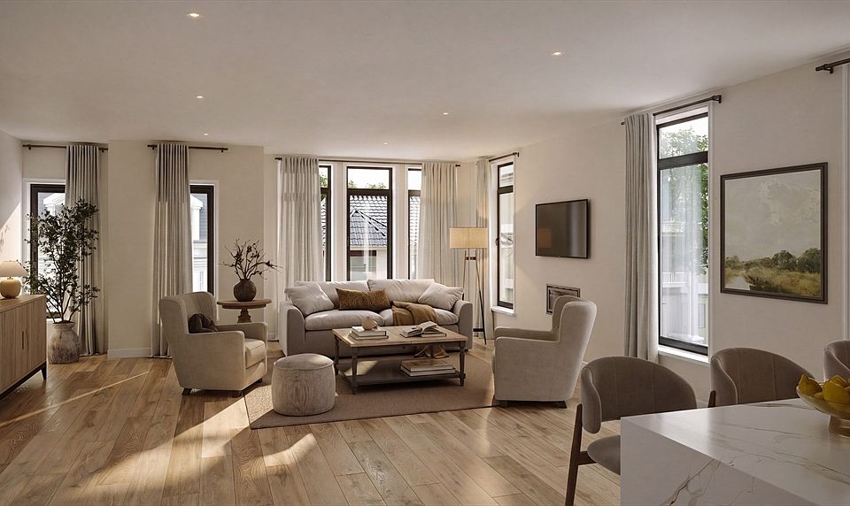 1st image of 840-842 E 5th St #3