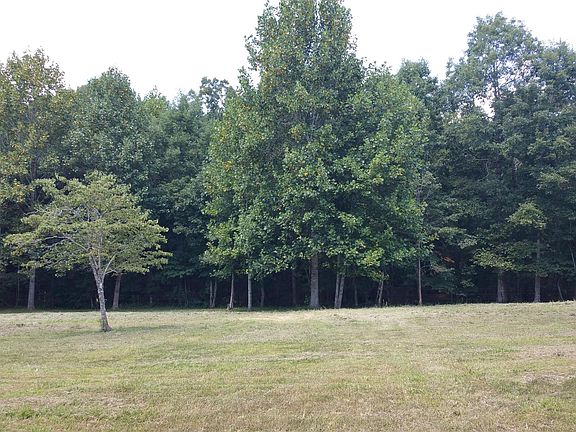 4th image of 291 Sandy Dr