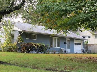 11411 Greenwood Rd, Kansas City, MO 64134