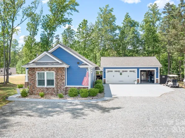 720 Cricket Ln, Mount Ulla, NC 28125