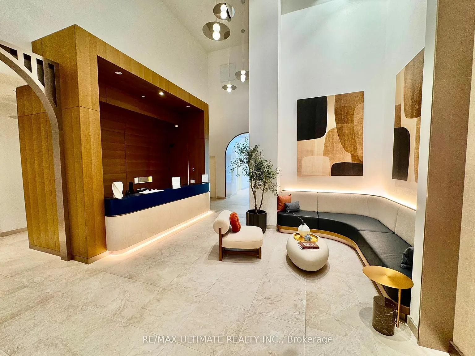 2 bed, $2,450 — Photo 2