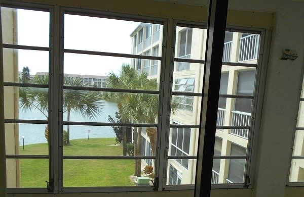 1st image of 3158 Lake Bayshore Dr