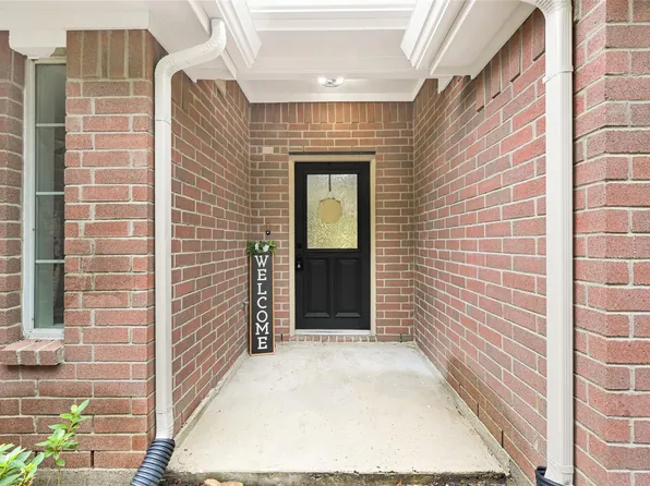 5505 Savannah Woods Ln, Rosharon, TX 77583