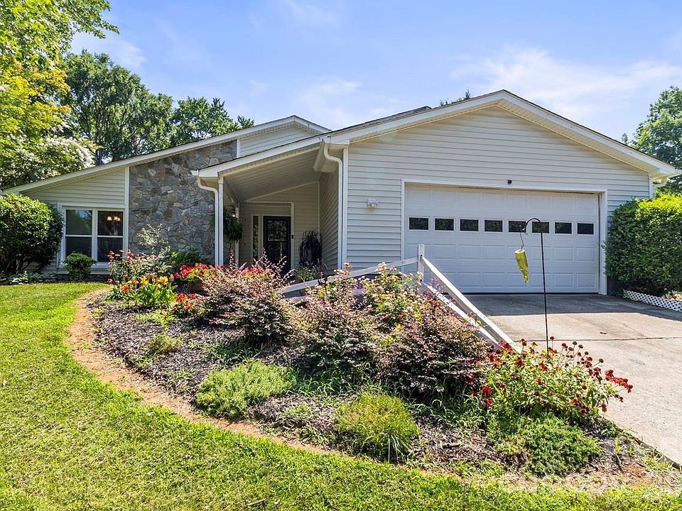 1st image of 6325 Ellesmere Ct