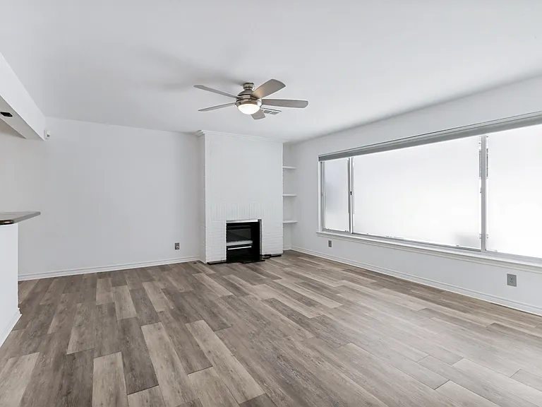 6406 Chesley Ln — Photo 3