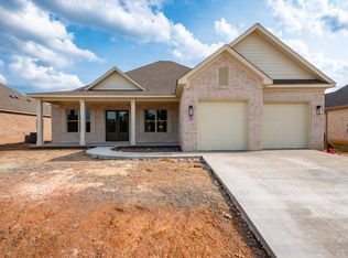 514 Corondelet Ln, Maumelle, AR 72113