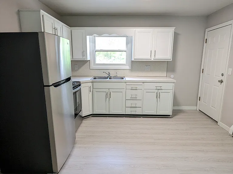 158 Jersey St #8 — Photo 1