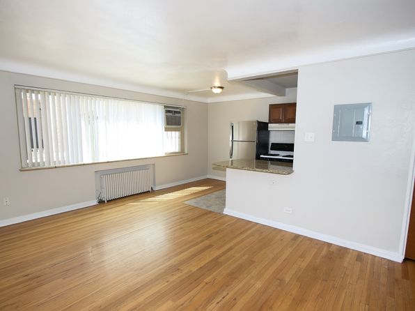 1531 Leyden St APT 207