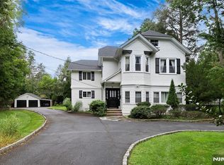 12 Westervelt Ave, Tenafly, NJ 07670