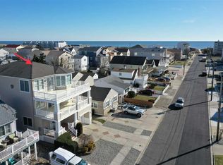 215 4th St S, Brigantine, NJ 08203