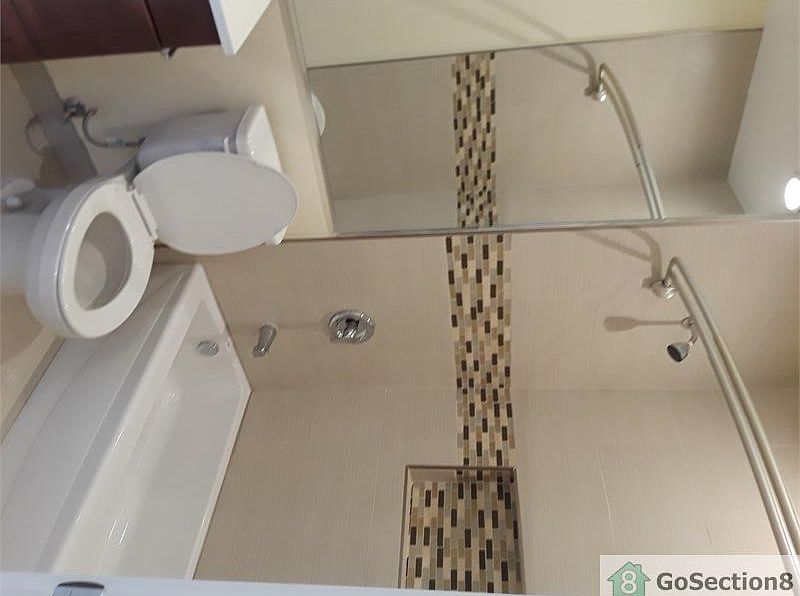 2nd image of 225 W 25th St APT 7