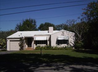 725 NE 114th St, Biscayne Park, FL 33161