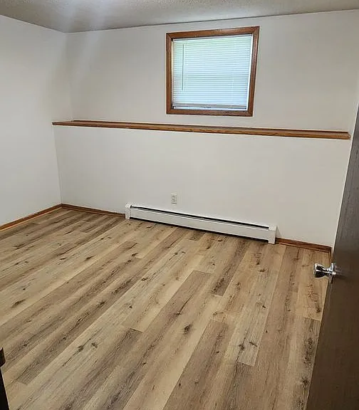 219 2nd St NE #5 — Photo 2