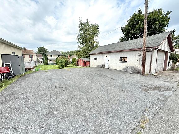 3rd image of 1022 North St