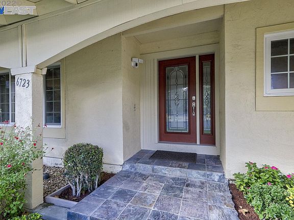 3rd image of 6723 Paseo Santa Cruz