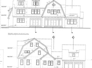 75 Standish Ave, Falmouth, MA 02540