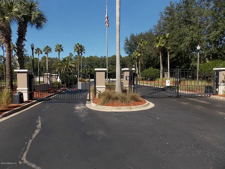 10550 Baymeadows Rd #125 — Photo 22