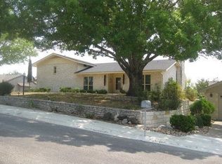 415 Coronado Dr, Kerrville, TX 78028