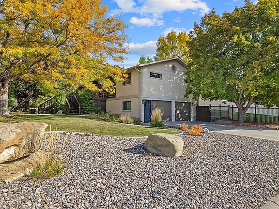 2nd image of 3205 Flamingo Way