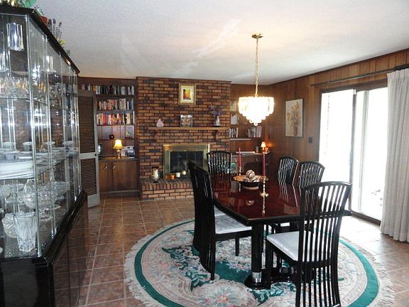 4th image of 133 Dogwood Dr