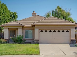 8555 Summit Brook Ct, Elk Grove, CA 95624