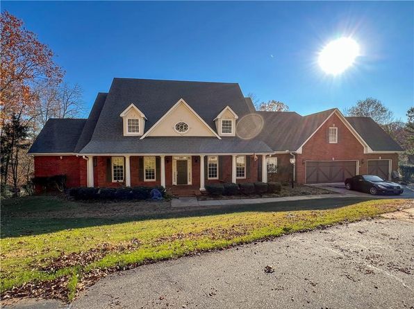 3212 Woodhaven Ct SW, Conyers, GA 30094