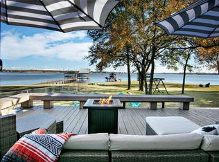 221 Esquire Estates Rd, Mabank, TX 75156