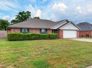 4809 Nebraska Ave, Bartlesville, OK 74006