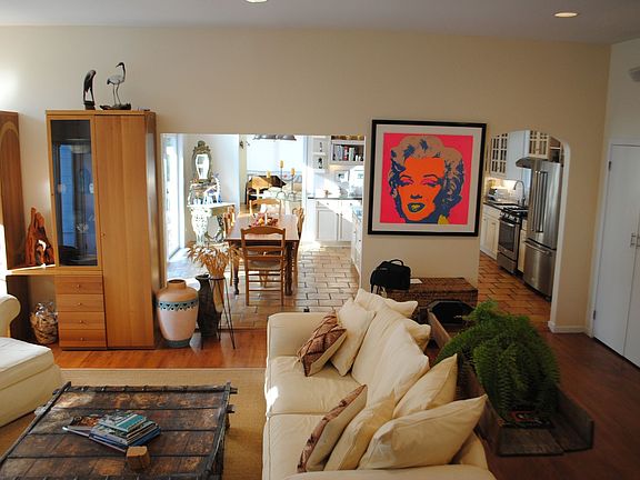 4th image of 44 Long Woods Ln