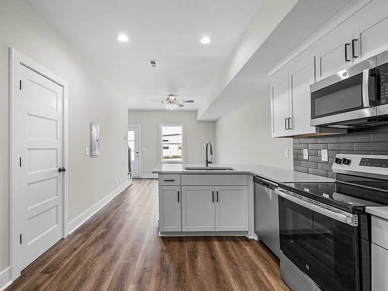 1035 Sinclair Dr #3B — Photo 12