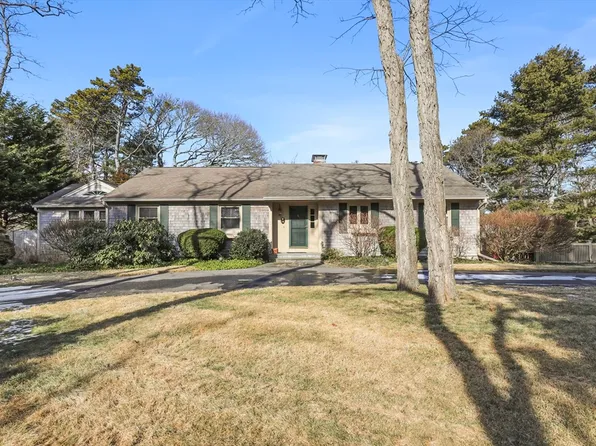 14 Red Brook Harbor Rd, Bourne, MA 02532